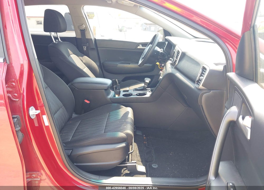 2019 KIA SPORTAGE LX VIN: KNDPM3AC4K7551989