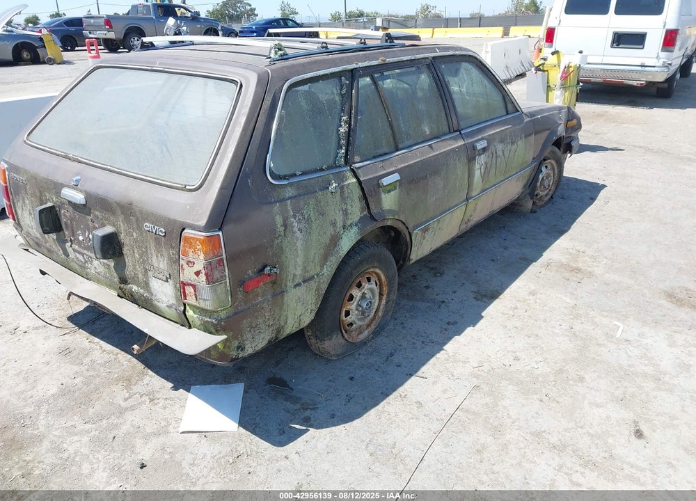 1982 HONDA CIVIC DELUXE VIN: JHMWD5527CS002132