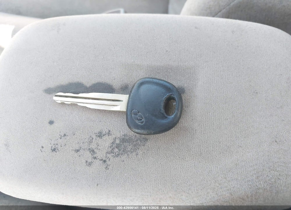 2003 HYUNDAI ELANTRA GLS/GT VIN: KMHDN45D73U579843