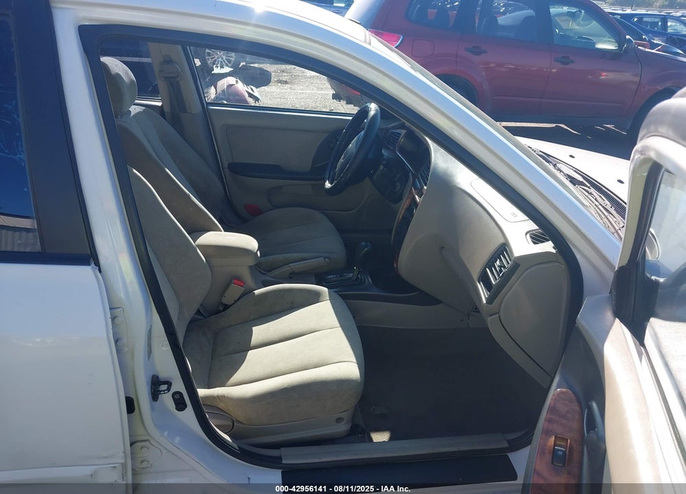2003 HYUNDAI ELANTRA GLS/GT VIN: KMHDN45D73U579843