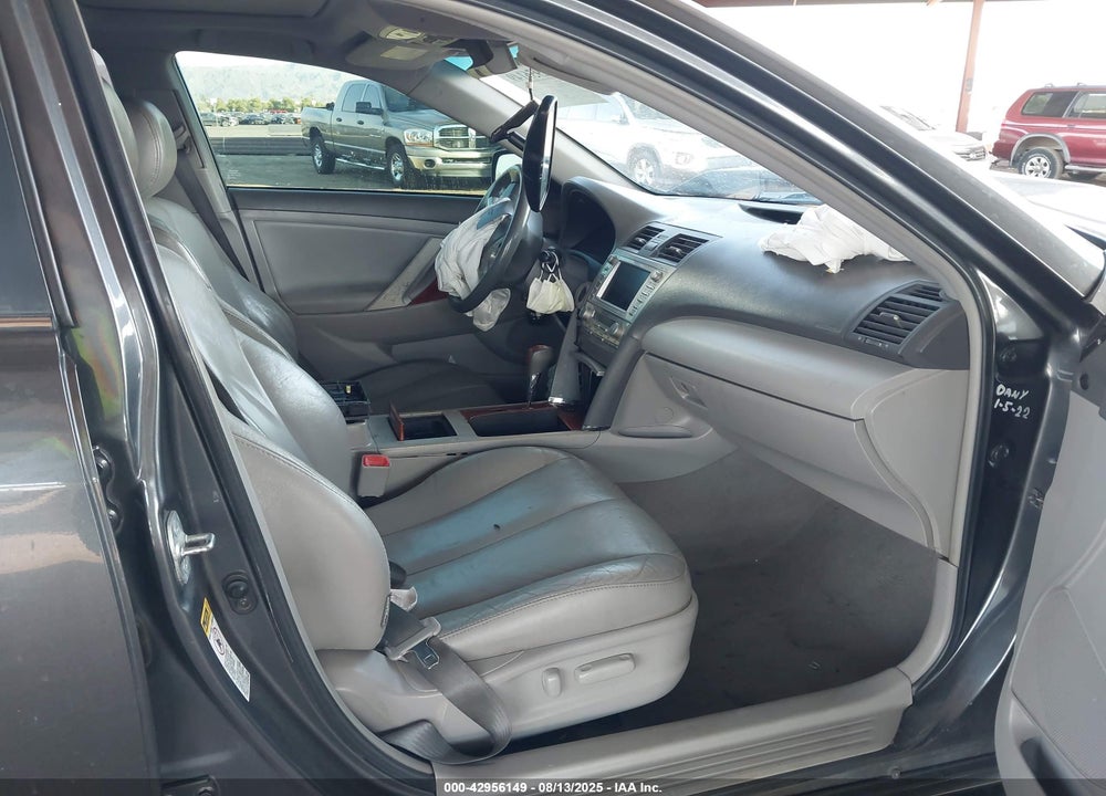 2011 TOYOTA CAMRY HYBRID VIN: 4T1BB3EK4BU137058
