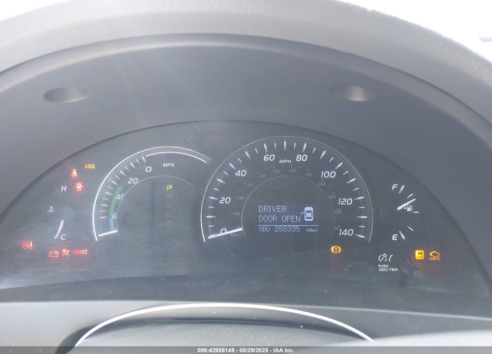 2011 TOYOTA CAMRY HYBRID VIN: 4T1BB3EK4BU137058