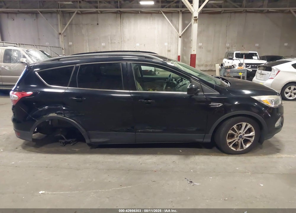 2018 FORD ESCAPE VIN: 1FMCU9G93JUB49650