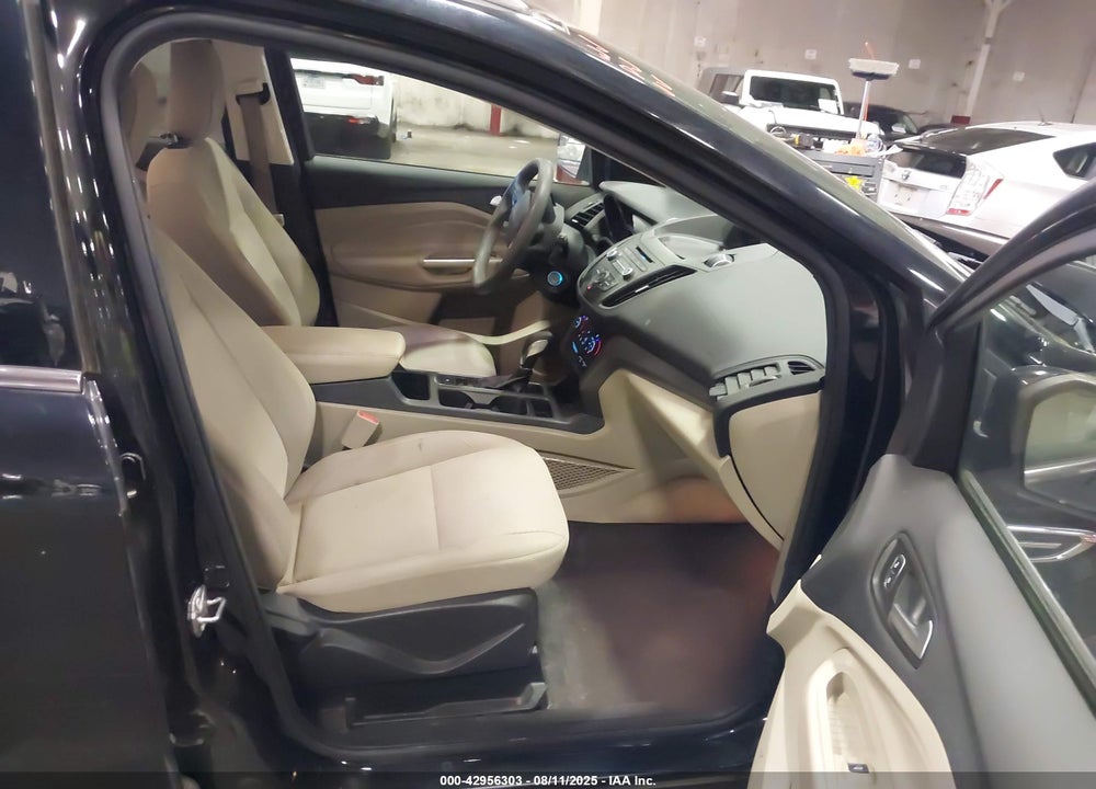 2018 FORD ESCAPE VIN: 1FMCU9G93JUB49650