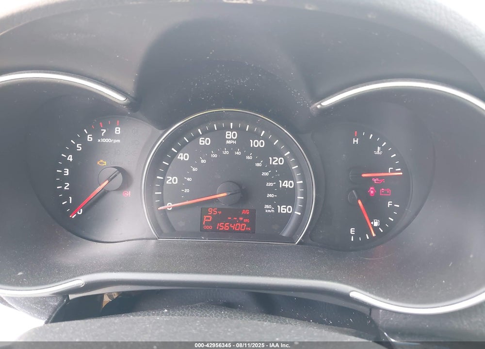 2014 KIA SORENTO LX VIN: 5XYKTCA62EG523817