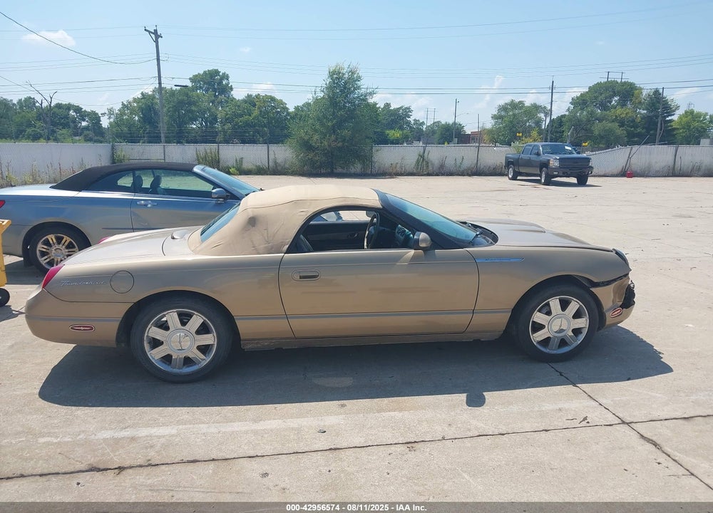 2005 FORD THUNDERBIRD 50TH ANNIVERSARY VIN: 1FAHP60A05Y108210