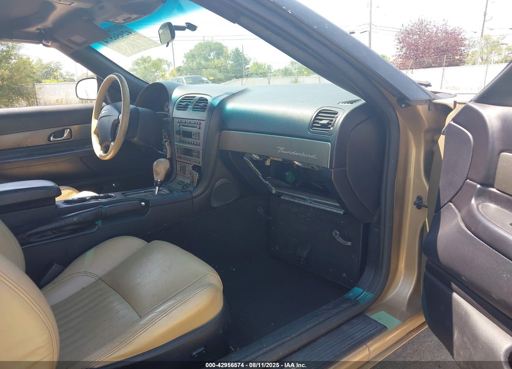 2005 FORD THUNDERBIRD 50TH ANNIVERSARY VIN: 1FAHP60A05Y108210