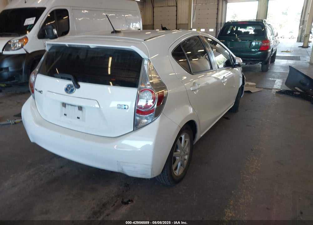 2013 TOYOTA PRIUS C FOUR VIN: JTDKDTB35D1527103