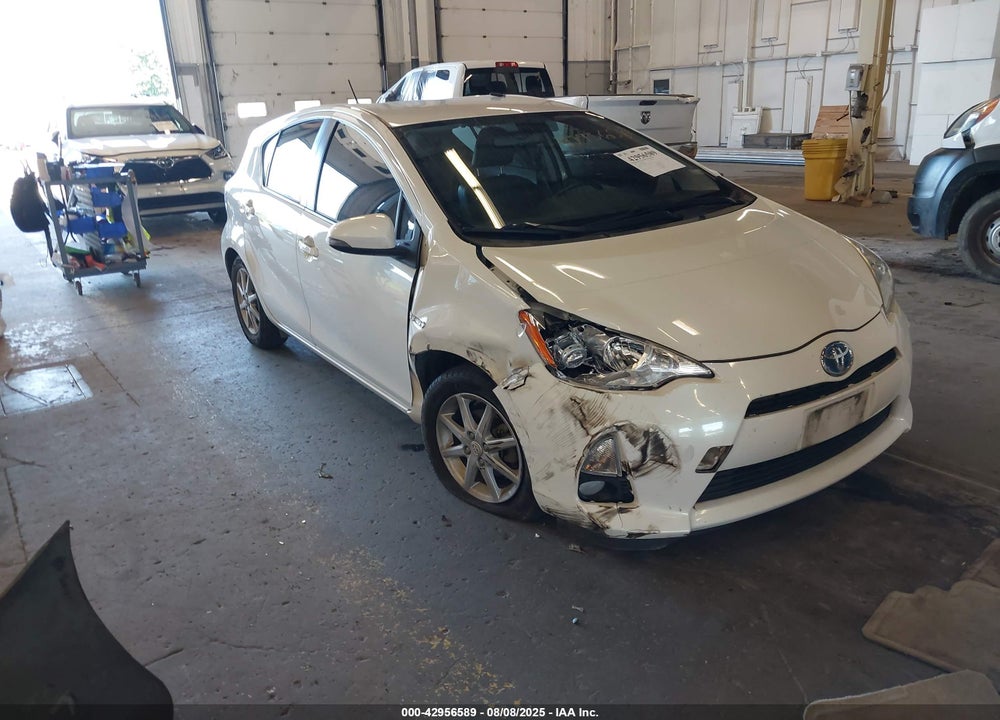 2013 TOYOTA PRIUS C FOUR VIN: JTDKDTB35D1527103