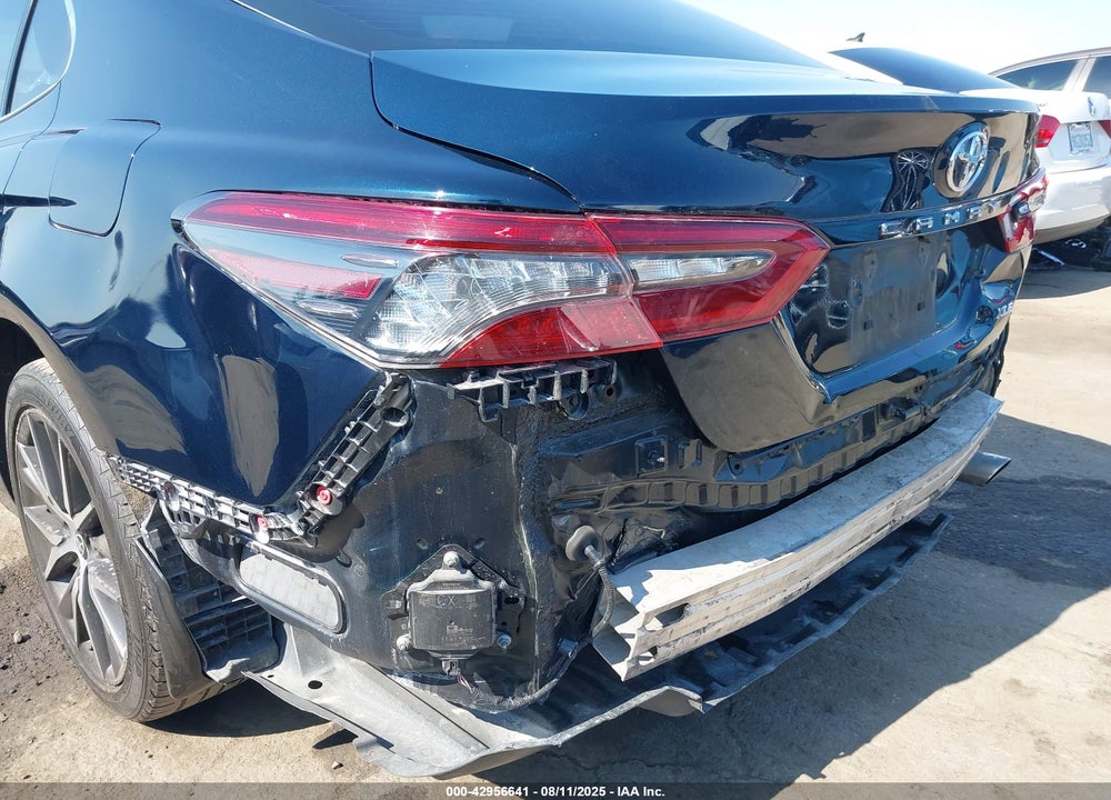 2021 TOYOTA CAMRY VIN: 4T1F11AK4MU601788