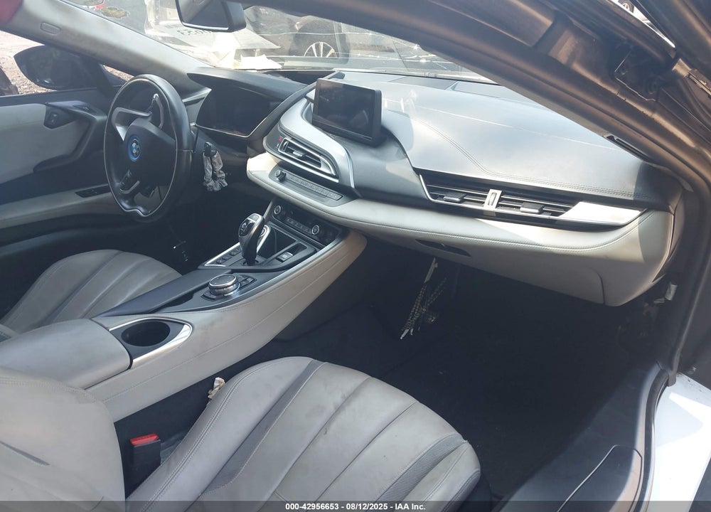 2016 BMW I8 VIN: WBY2Z2C51GV676213