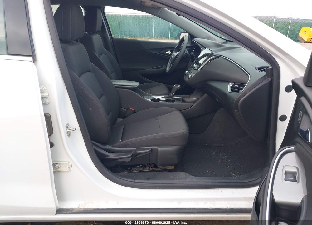 2020 CHEVROLET MALIBU VIN: 1G1ZD5ST9LF097757