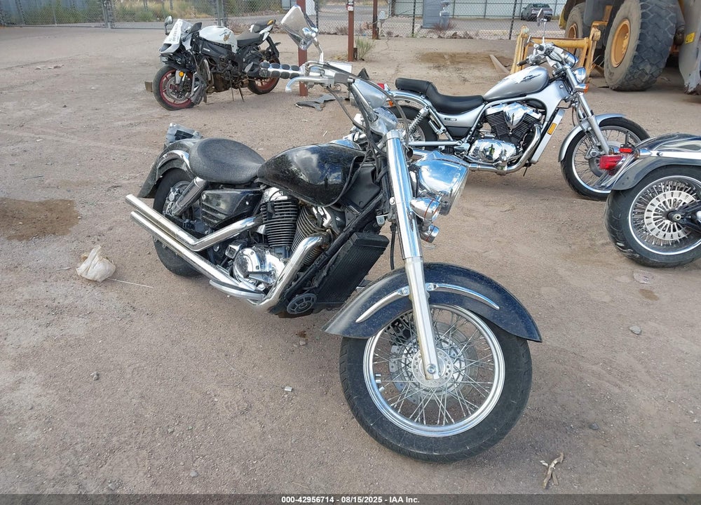 1998 HONDA VT1100 C3 VIN: 1HFSC3906WA002851