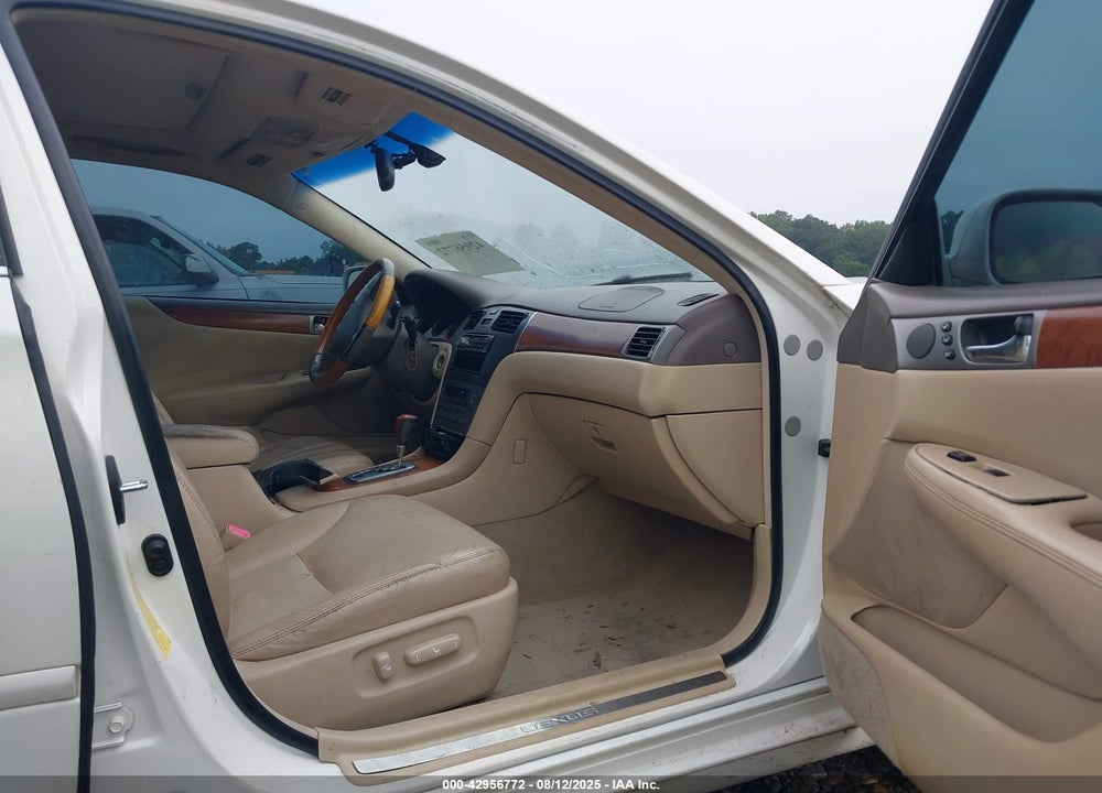 2005 LEXUS ES 330 VIN: JTHBA30G855136082