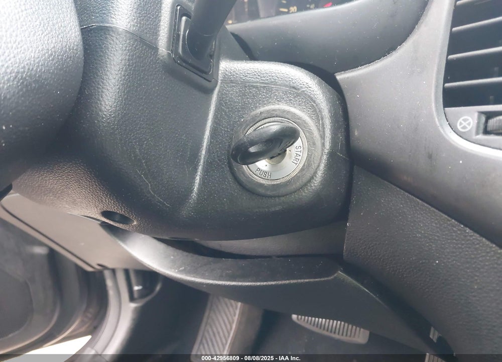 2007 KIA OPTIMA VIN: KNAGE124475082024