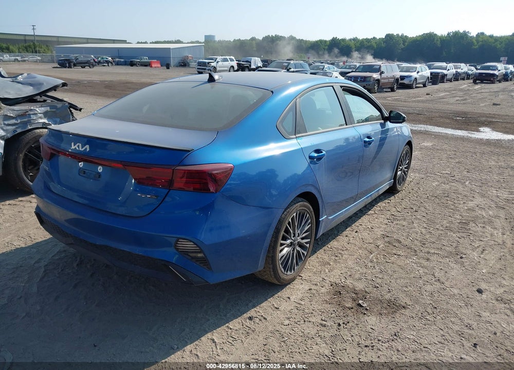 2022 KIA FORTE VIN: 3KPF54AD6NE470858
