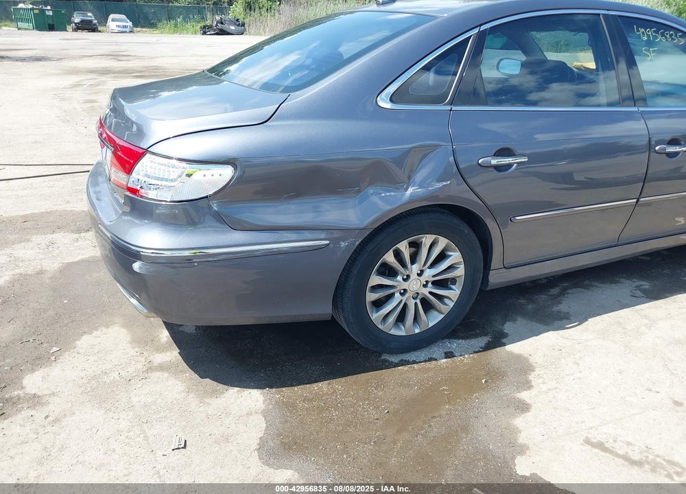2011 HYUNDAI AZERA LIMITED VIN: KMHFC4DF6BA523619
