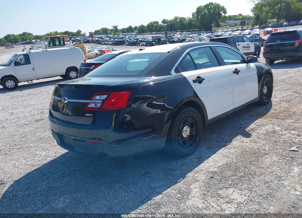 2015 FORD POLICE INTERCEPTOR UTILITY VIN: 1FAHP2MK6FG124284