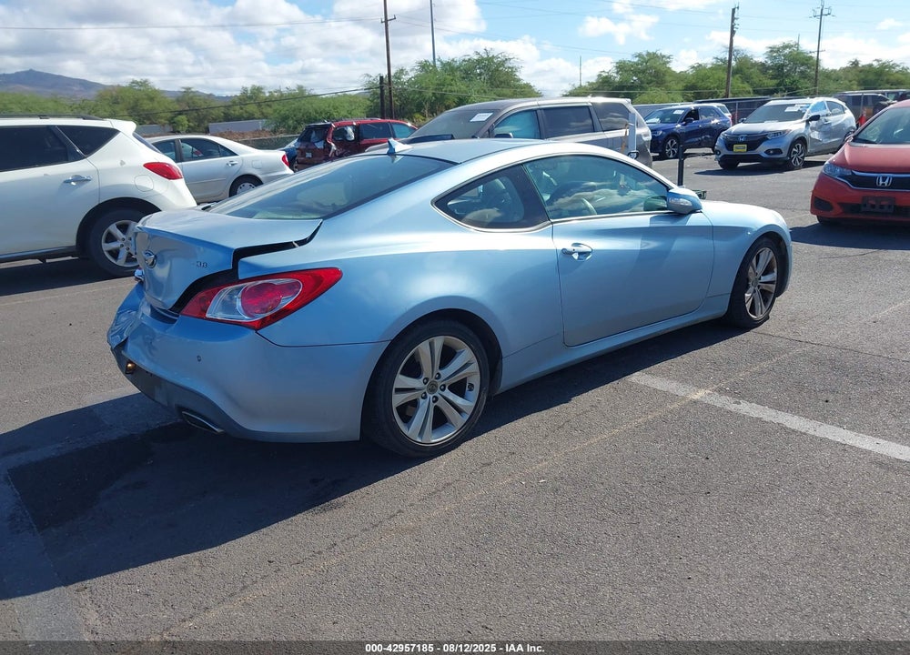 2011 HYUNDAI GENESIS VIN: KMHHU6KH0BU043256
