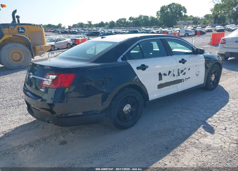 2015 FORD POLICE INTERCEPTOR UTILITY VIN: 1FAHP2MK6FG204023