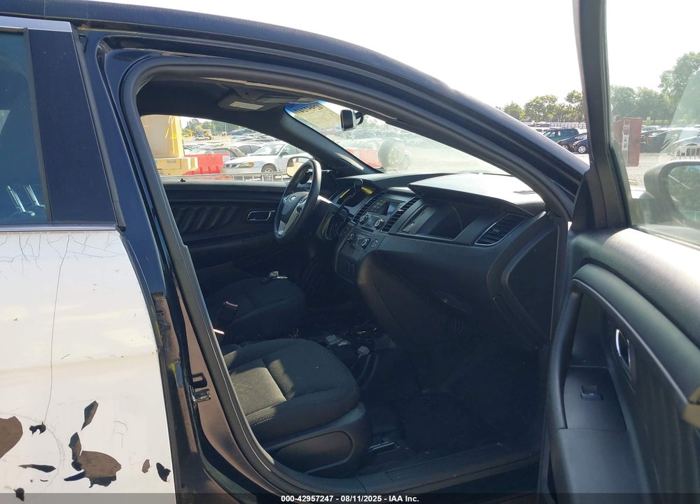 2015 FORD POLICE INTERCEPTOR UTILITY VIN: 1FAHP2MK6FG204023