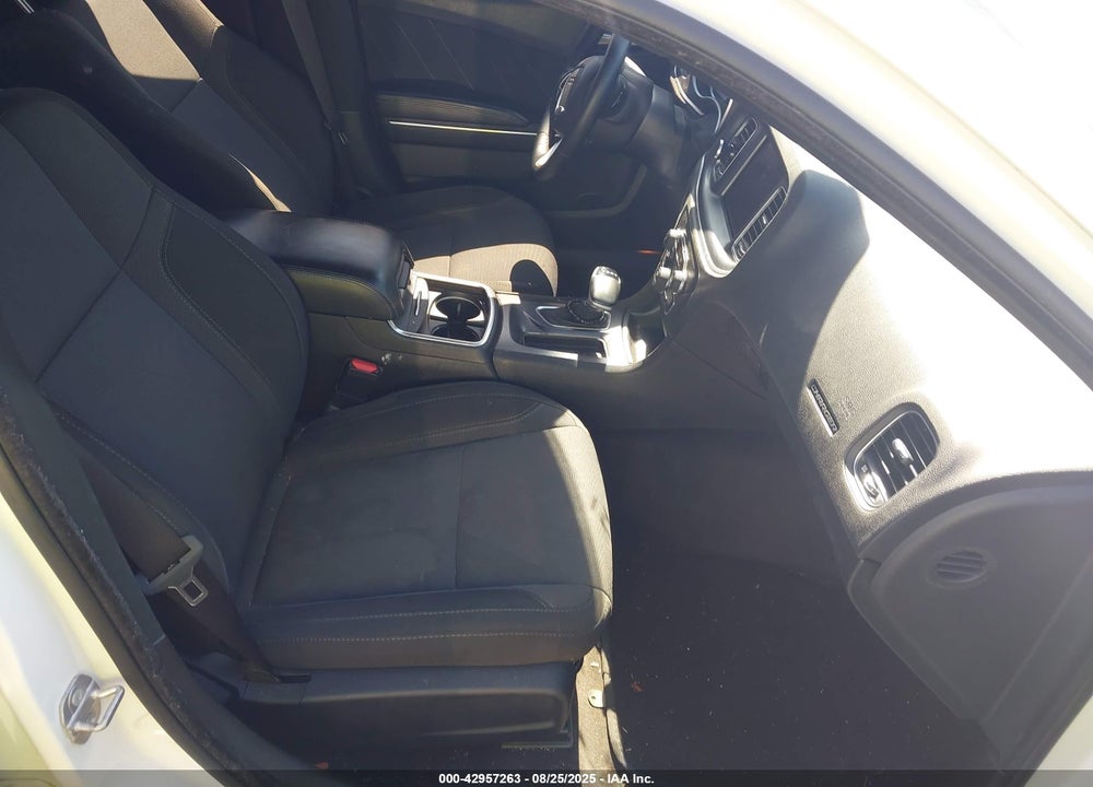 2018 DODGE CHARGER VIN: 2C3CDXHGXJH162568