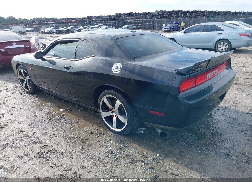 2011 DODGE CHALLENGER SRT8 VIN: 2B3CJ7DJ4BH548170