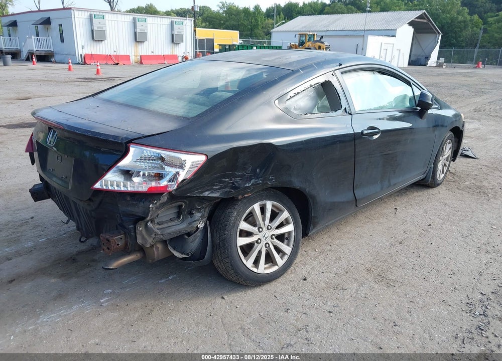 2012 HONDA CIVIC VIN: 2HGFG3B85CH500585