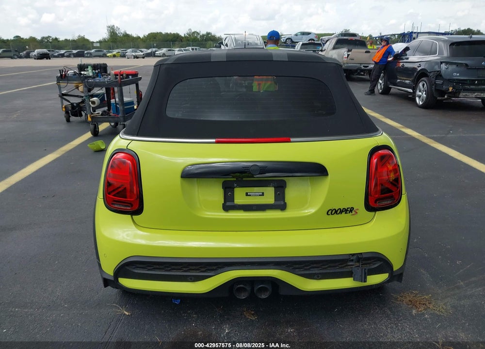 2024 MINI CONVERTIBLE VIN: WMW43DL01R3R74591