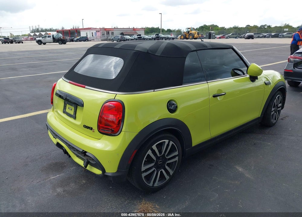 2024 MINI CONVERTIBLE VIN: WMW43DL01R3R74591
