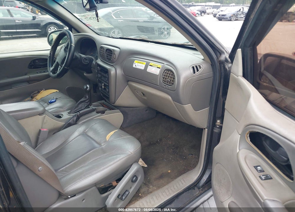 2003 CHEVROLET TRAILBLAZER EXT LT VIN: 1GNES16S936228862