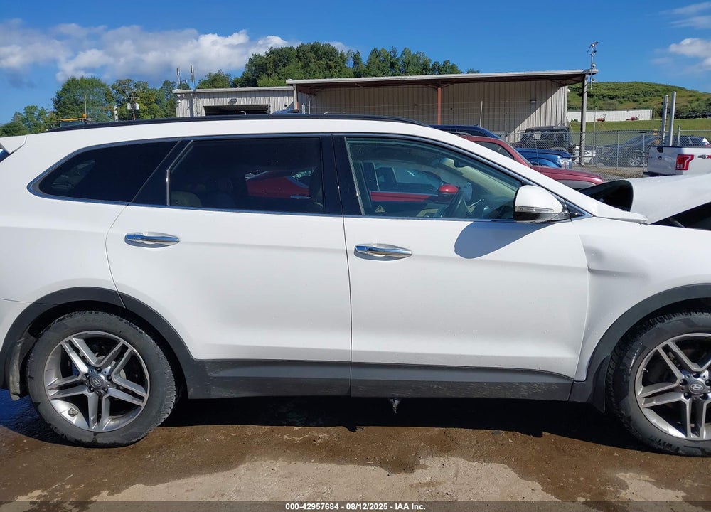 2017 HYUNDAI SANTA FE VIN: KM8SRDHF4HU248556
