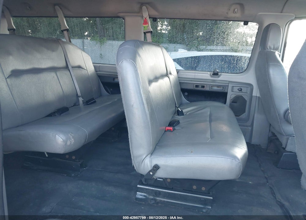 2010 FORD E-350 SUPER DUTY XL/XLT VIN: 1FBSS3BLXADA00601