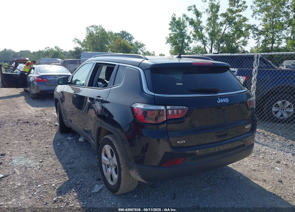 2018 JEEP COMPASS LATITUDE FWD VIN: 3C4NJCBB8JT186300