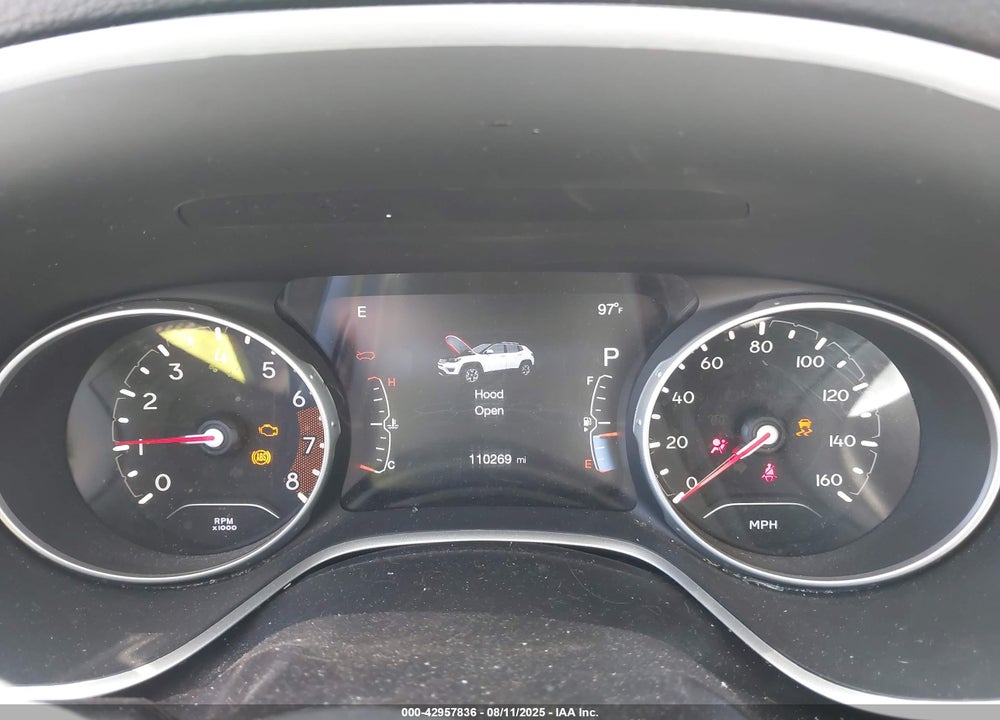 2018 JEEP COMPASS LATITUDE FWD VIN: 3C4NJCBB8JT186300