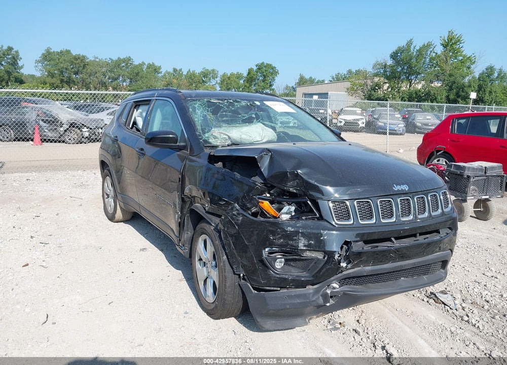 2018 JEEP COMPASS LATITUDE FWD VIN: 3C4NJCBB8JT186300