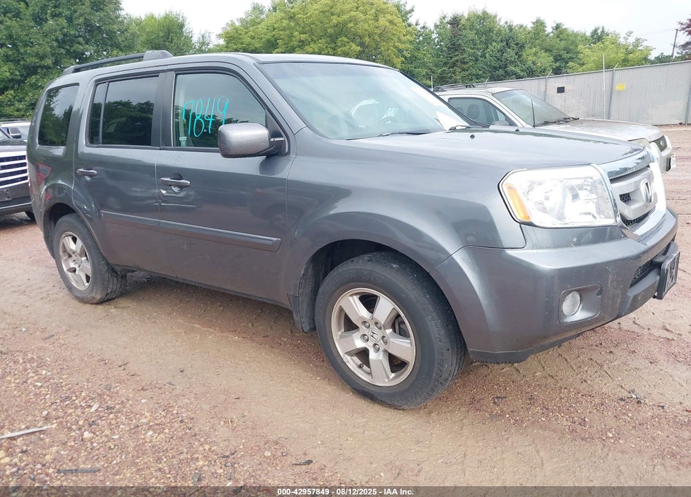2011 HONDA PILOT EX-L VIN: 5FNYF4H56BB052990