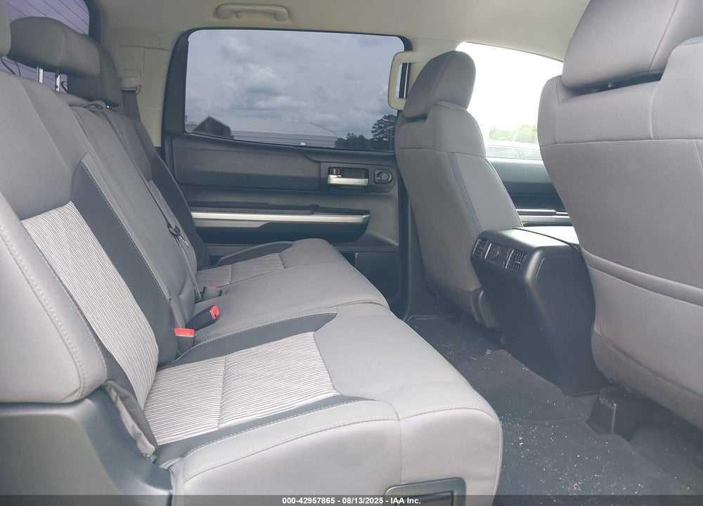 2016 TOYOTA TUNDRA SR5 5.7L V8 VIN: 5TFDW5F14GX580867