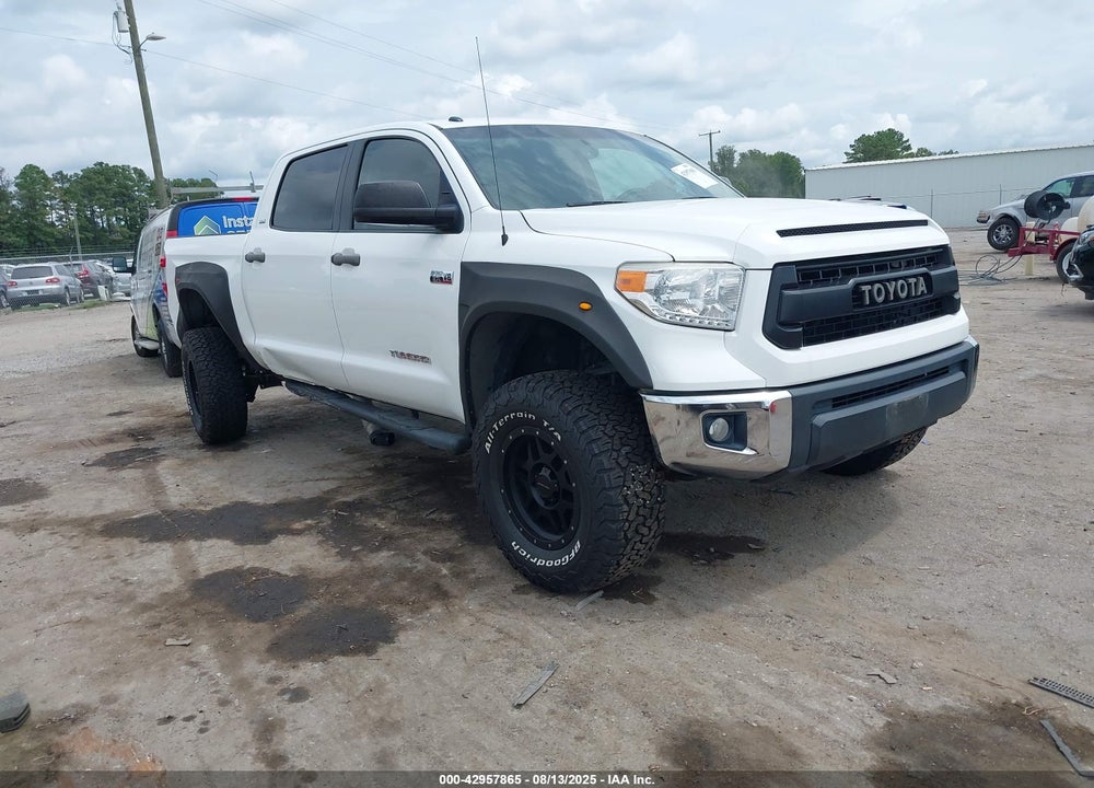 2016 TOYOTA TUNDRA SR5 5.7L V8 VIN: 5TFDW5F14GX580867