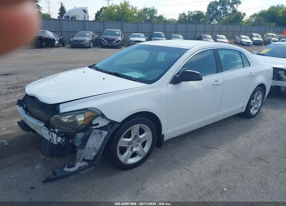 2011 CHEVROLET MALIBU VIN: 1G1ZB5E12BF178582