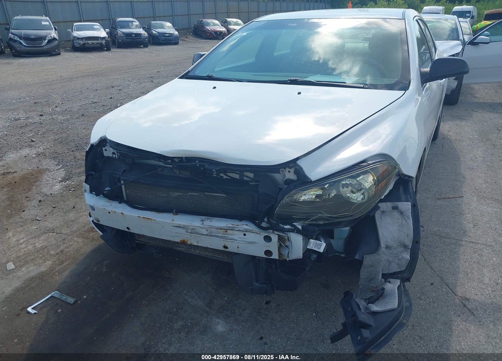 2011 CHEVROLET MALIBU VIN: 1G1ZB5E12BF178582