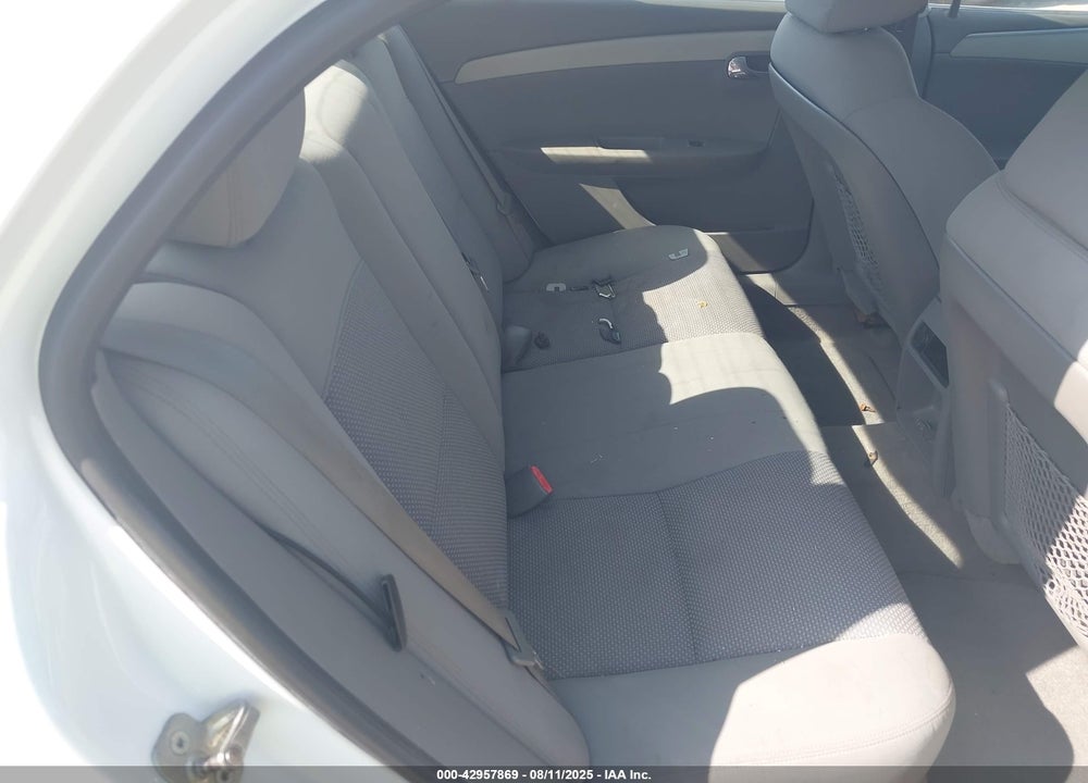 2011 CHEVROLET MALIBU VIN: 1G1ZB5E12BF178582