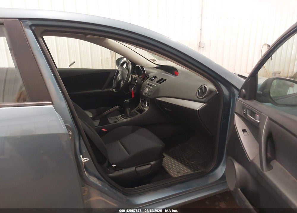 2010 MAZDA 3 VIN: JM1BL1SF1A1192886