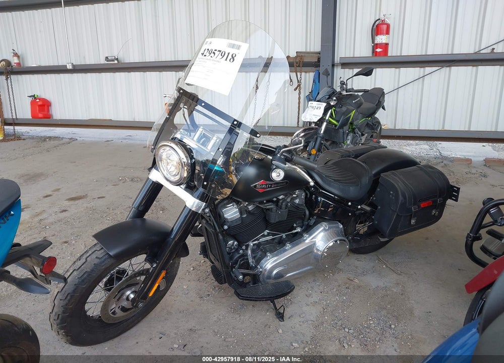 2018 HARLEY-DAVIDSON FLSL SOFTAIL SLIM VIN: 1HD1YDJ10JC070317