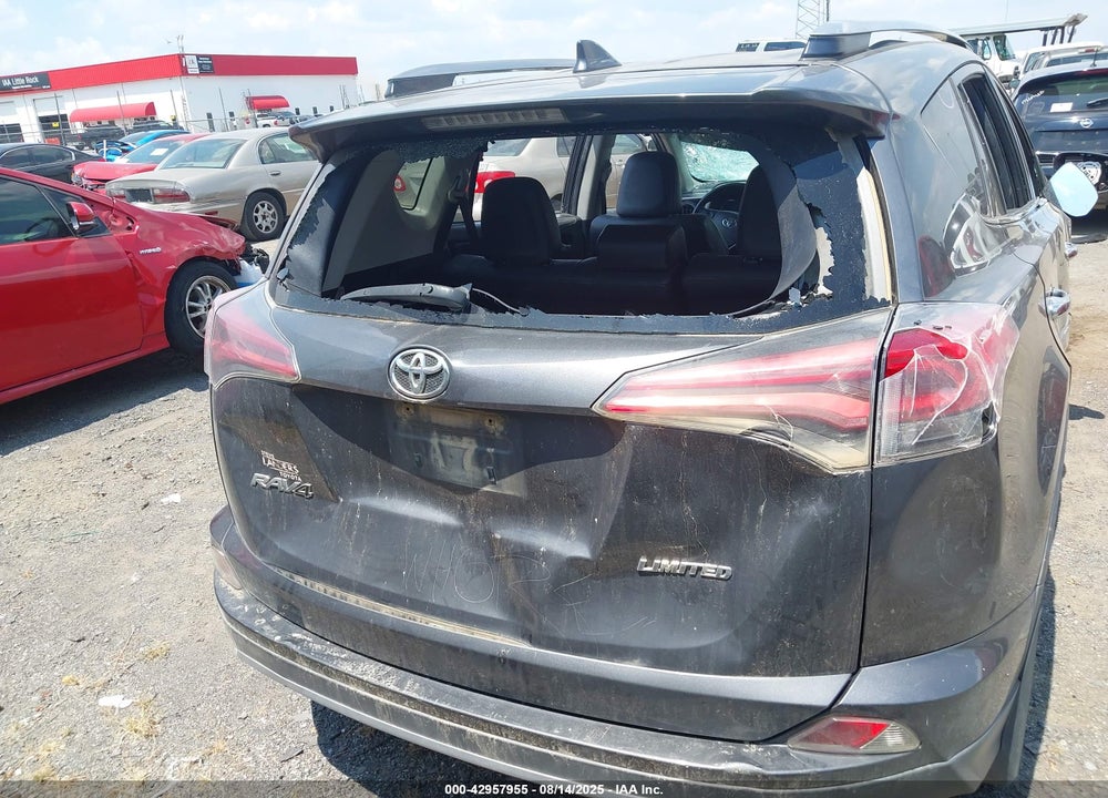 2018 TOYOTA RAV4 VIN: JTMYFREV6JJ154427