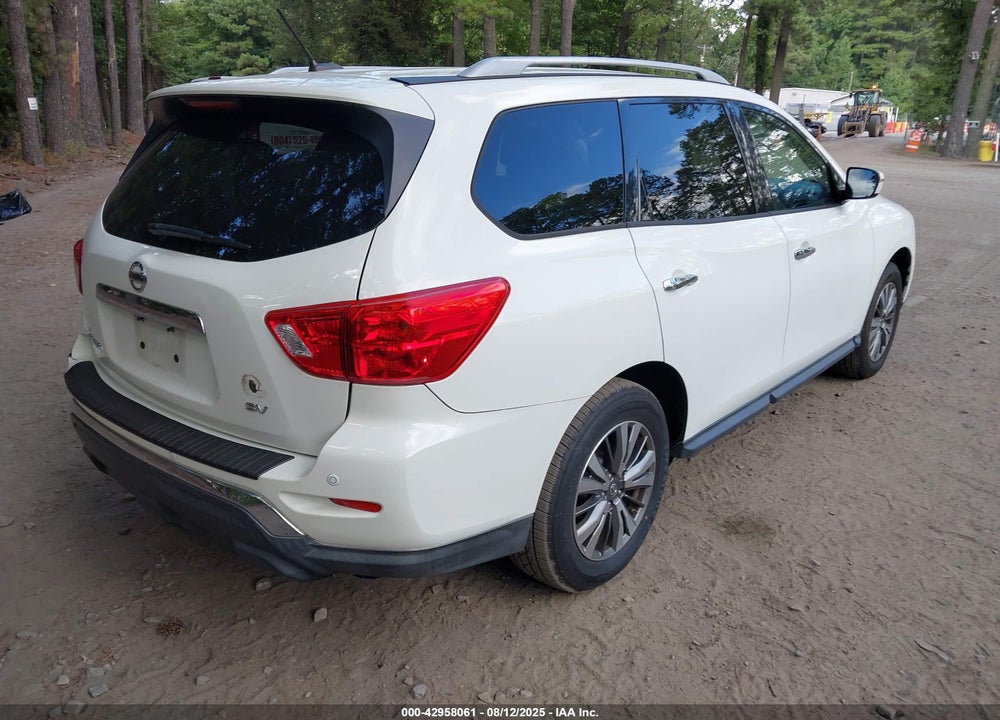 2018 NISSAN PATHFINDER VIN: 5N1DR2MN2JC646919