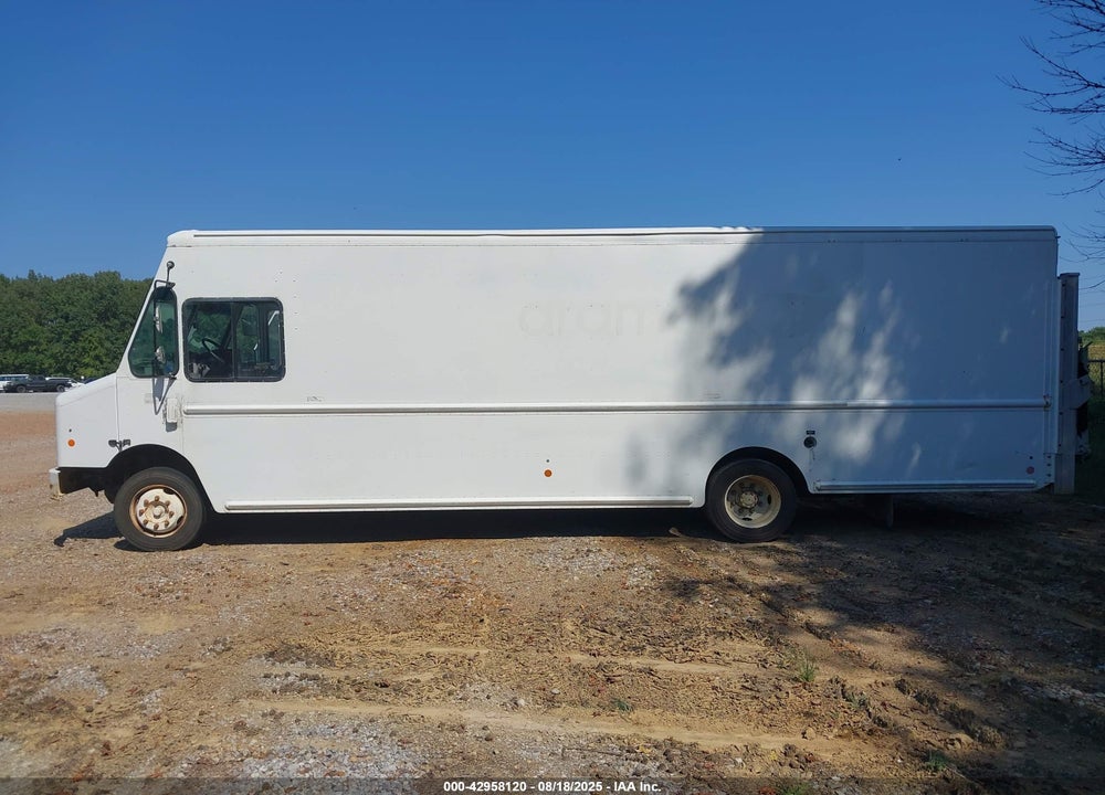 2014 FREIGHTLINER CHASSIS M LINE WALK-IN VAN VIN: 4UZAC3DV4ECFW4502