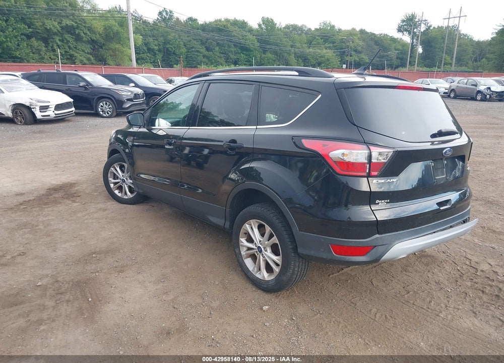 2018 FORD ESCAPE VIN: 1FMCU9GD0JUB02452