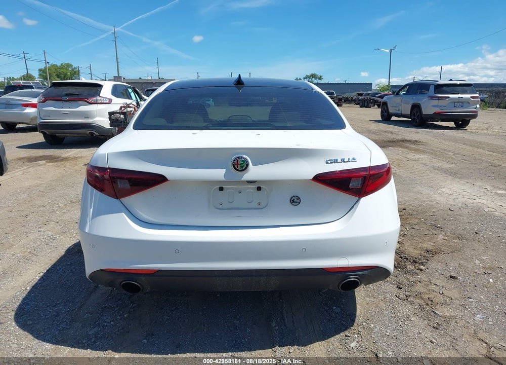 2017 ALFA ROMEO GIULIA TI RWD VIN: ZARFAECN9H7557669