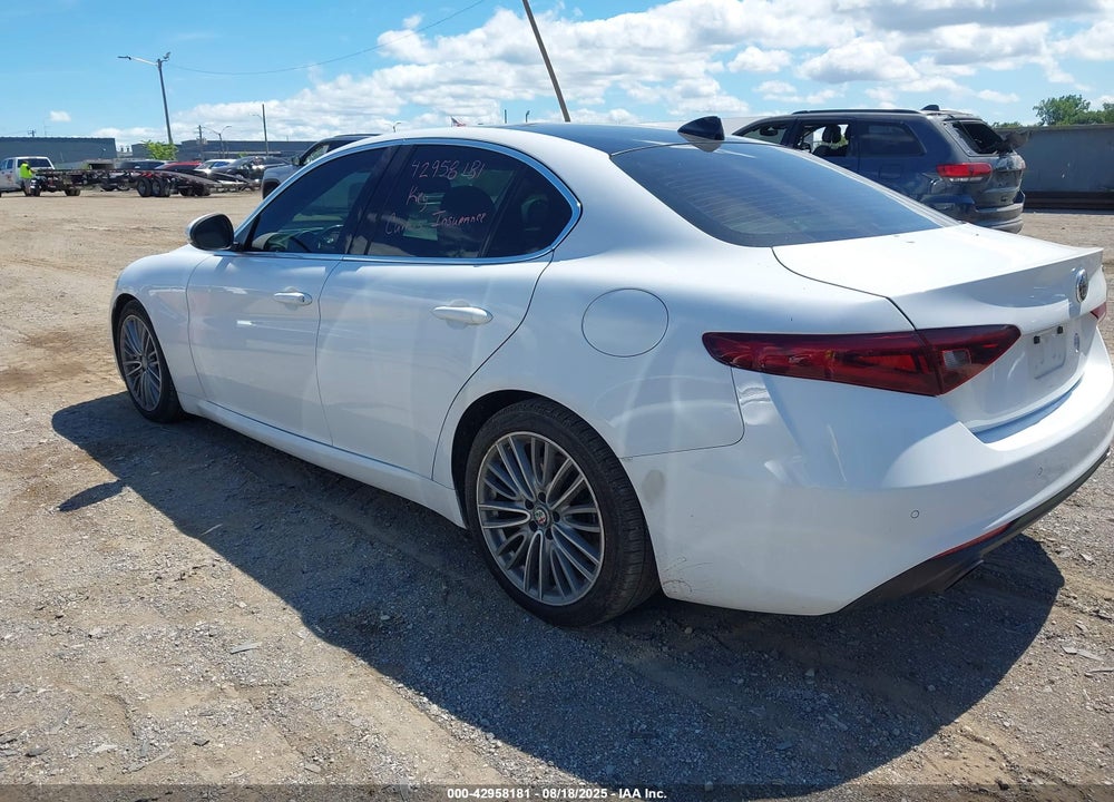 2017 ALFA ROMEO GIULIA TI RWD VIN: ZARFAECN9H7557669